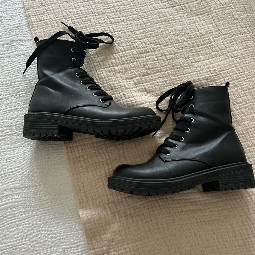 Madden Girl Charcoal Combat Boots